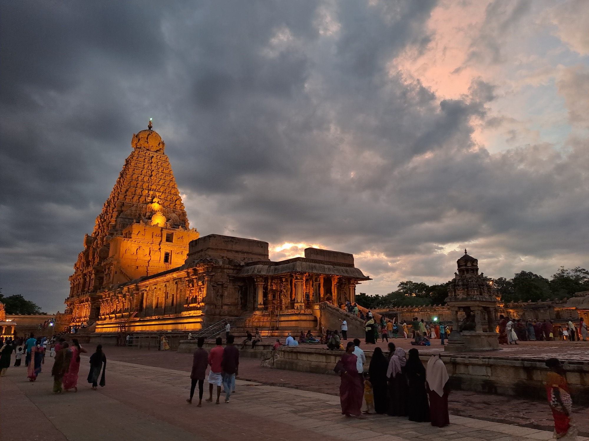 Brihadeeswara Temple (Guild-Temple Bank)